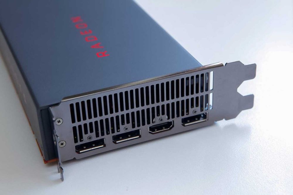 продам видеокарту AMD Radeon RX 5700