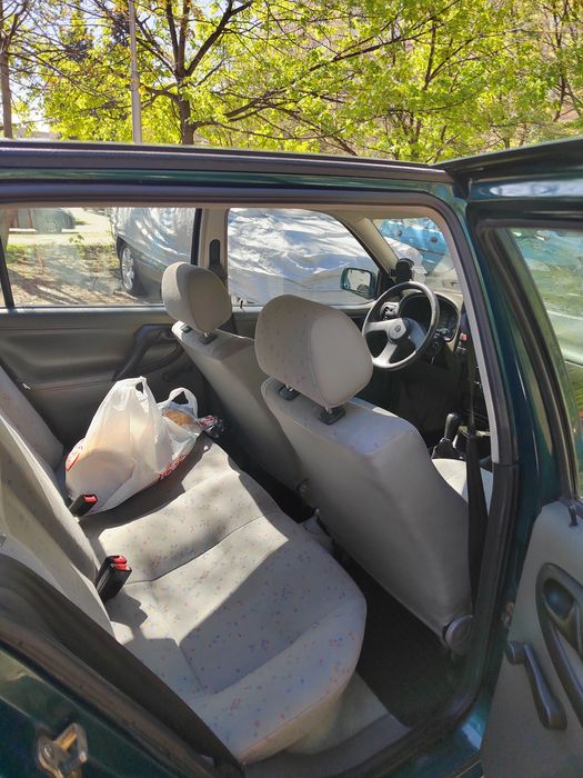 Фолксваген Поло 1.0 бензин - 900евро