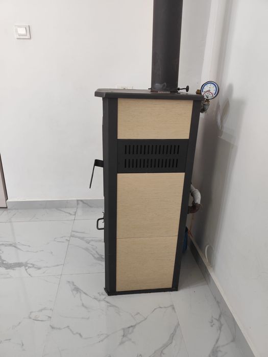 Vand termosemineu