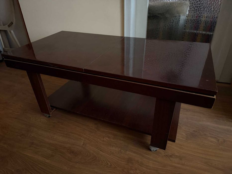 Холна разтегателна маса