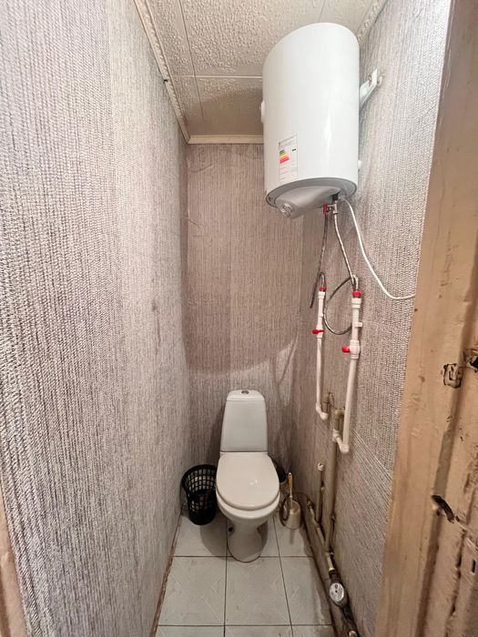 Продам 4 комнатную квартиру на Жазире