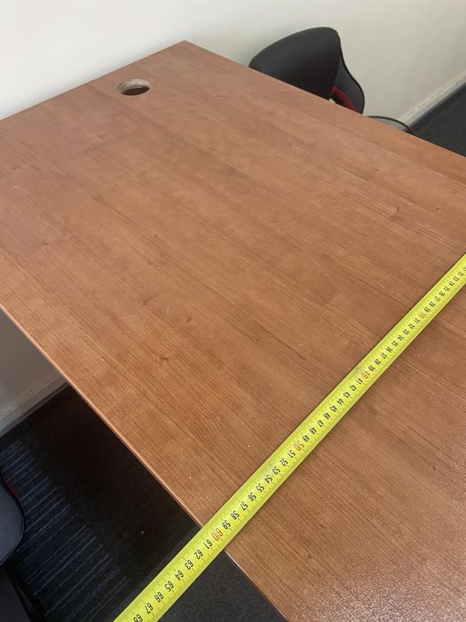 Офис бюра и шкафчета - отлично състояние