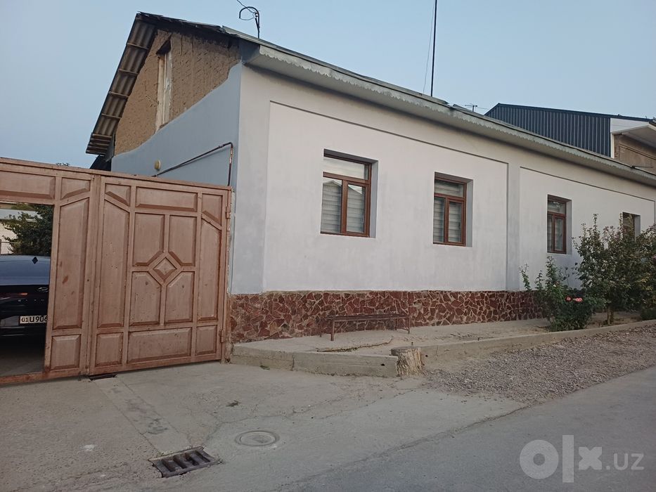 Уй сотилади,шароитлари яхши