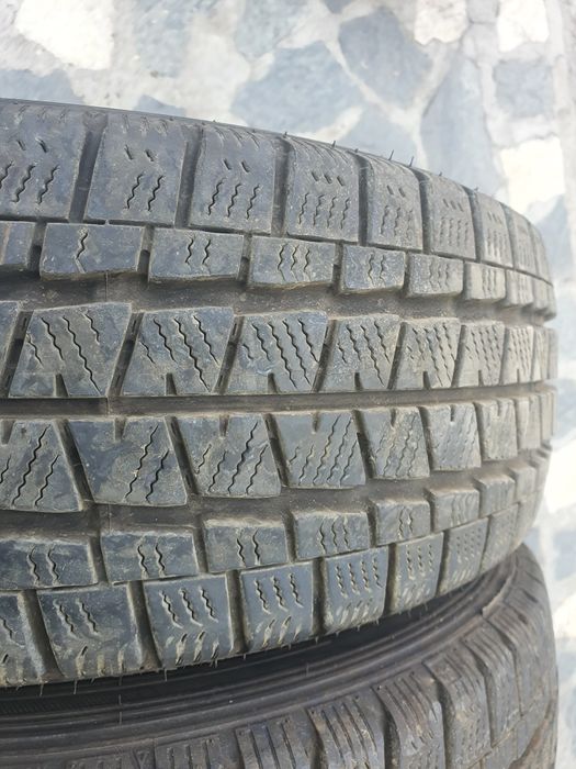 2бр  зимни гуми Фалкен бусови 195-60-16С/2018г/8.5мм грайфер/