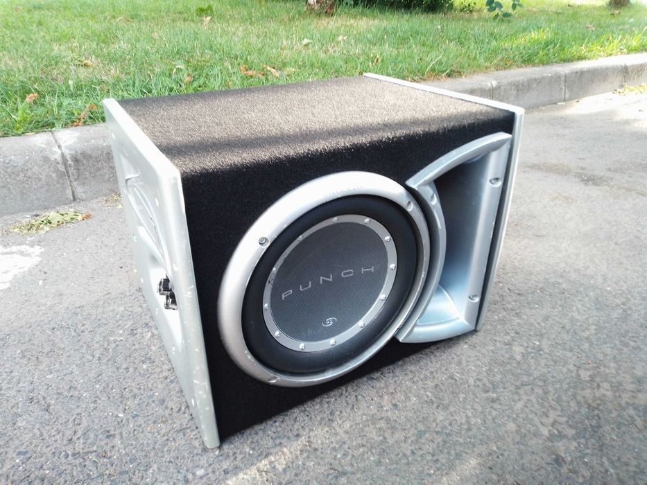 subwoofer auto Punch Rockford Fosgate 200W rms 400w muzical