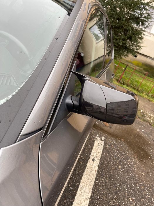 Capace Carcase Oglinzi BMW E60 E61 Cu colt M4 Negru lucios