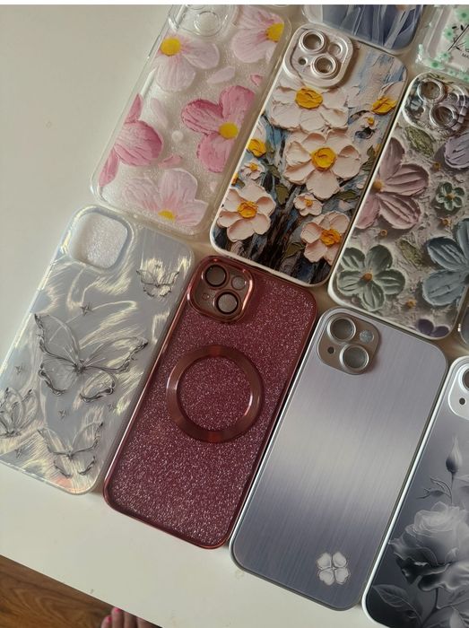 Калъфи за  Apple iPhone 15 Plus