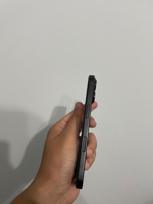 Iphone 16 каробка документ есть