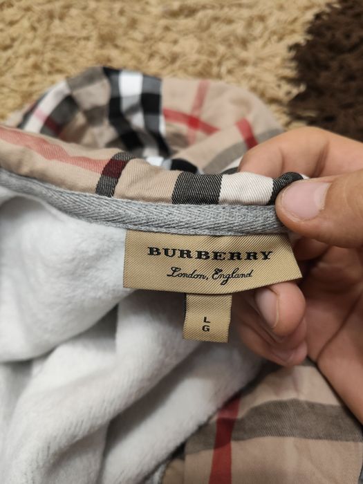 Bluză Burberry Nouă
