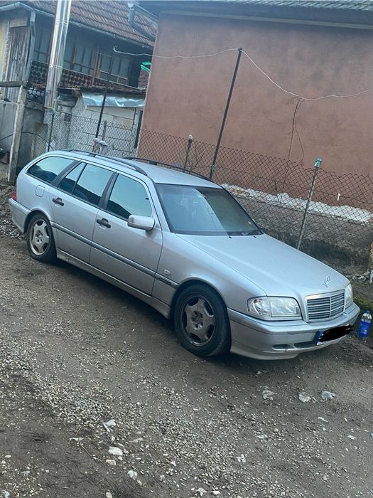 Vand Mercedes C200