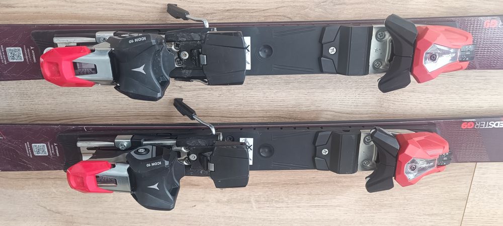 Atomic REDSTER G9 FIS J-RP³ + ICON 10 / S9 FIS J-RP³ + COLT 10