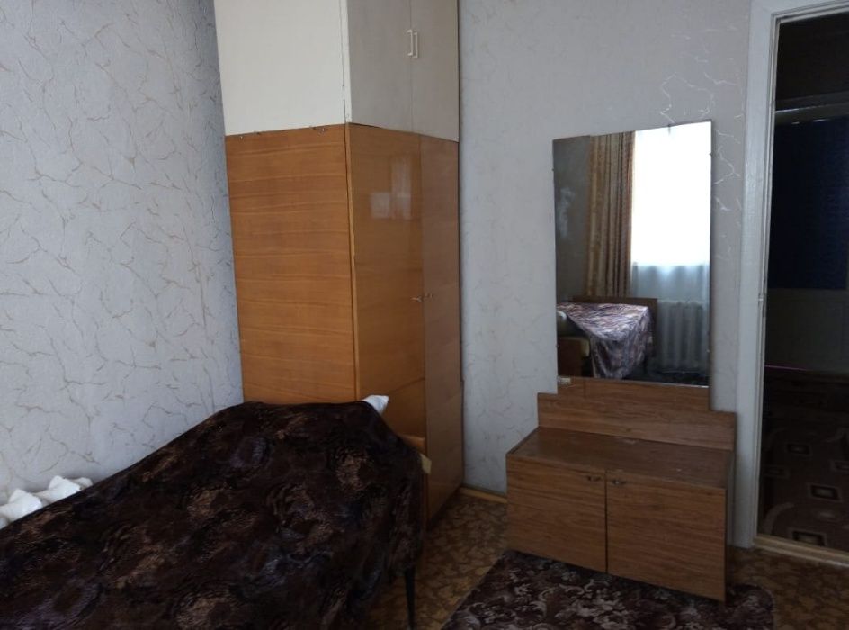 Сдам комнату девушке (р-н ТЦ Евразия)