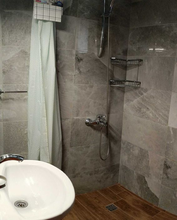 Дава се под наем Тристаен апартамент в София, Лозенец - 88 кв.м за 867.51 € - Снимка #14