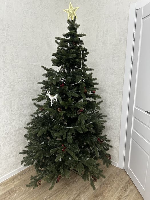 Искусственная литая ёлка