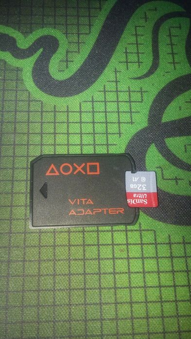 MemoryStick Pro Duo для Sony PSP, отдельно Флешки microSDHC UHC-1 Sand