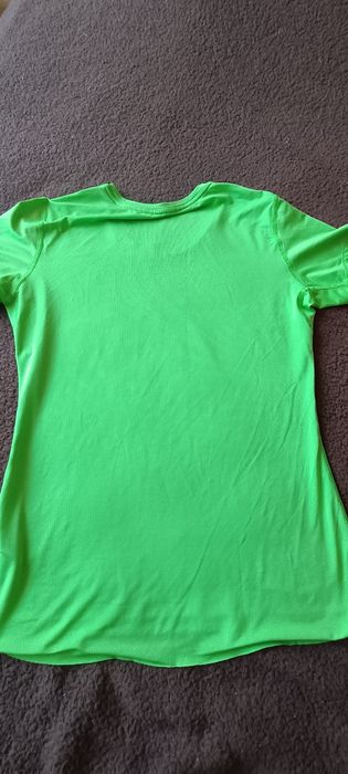 Спортна тениска на Nike