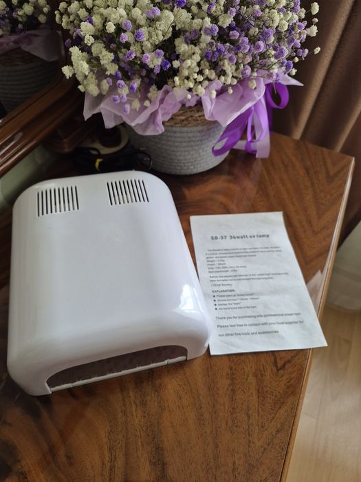 Лампа для маникюра