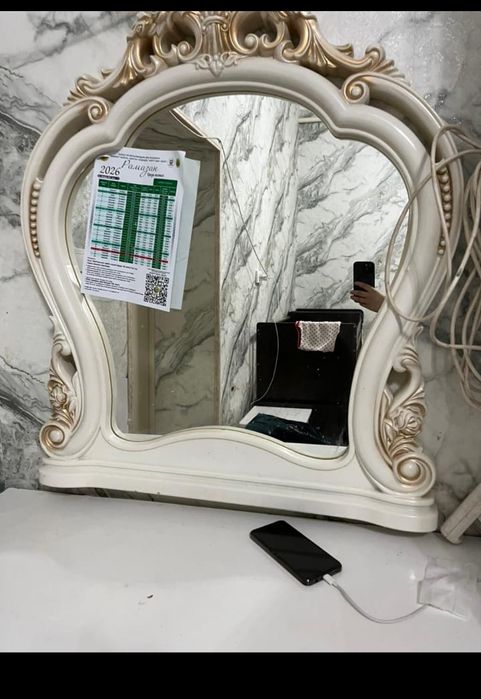 Спальный гарнитур