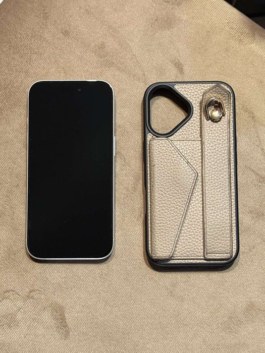 iPhone 16 128GB – Бял – Отлично състояние