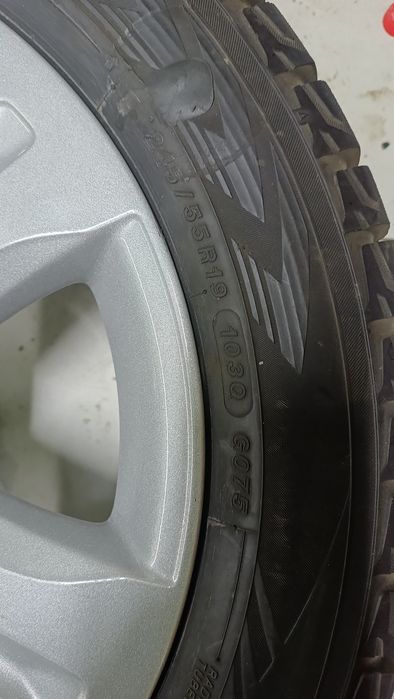 Запаска балон Тойота Хайлендр.