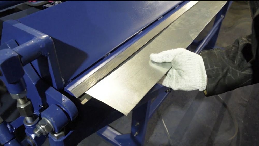 Жестянщик. Услуги жестянщика