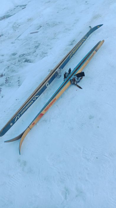 Продам лыжи пройзводства ссср
