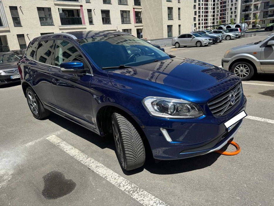 Volvo XC60 D5 Ocean Race 2015 215CP AWD
