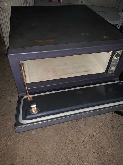 Vand frigider auto 12v/24v/220v