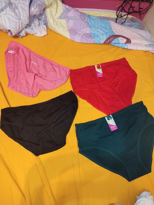 Бюстгальтер и труси