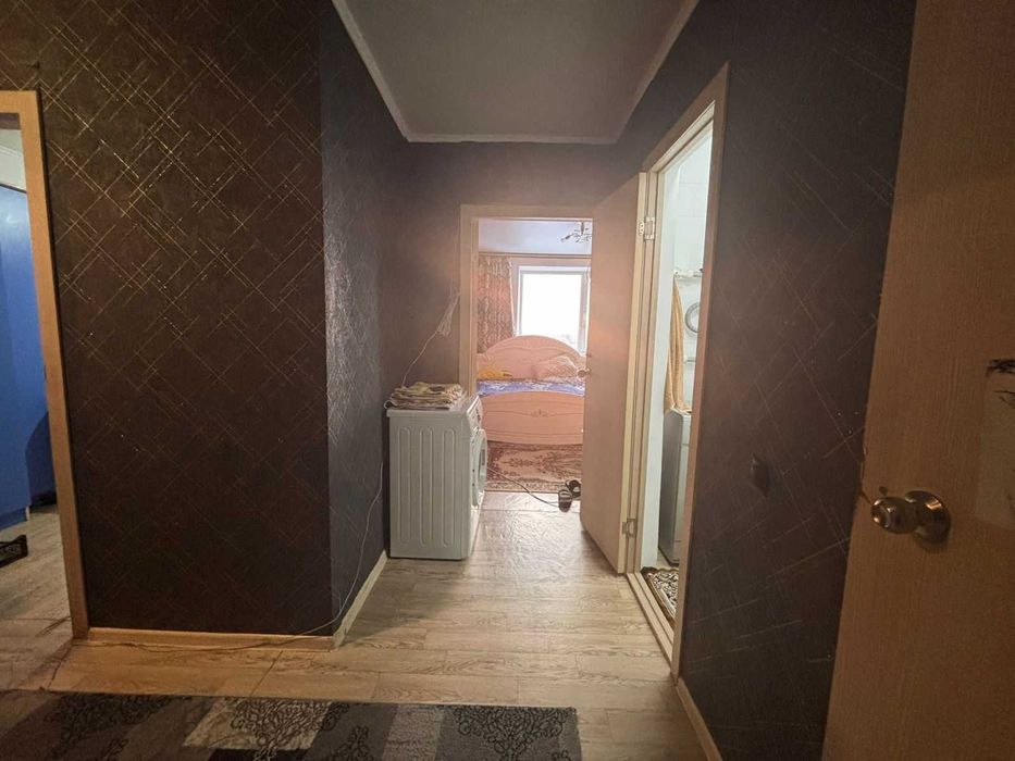 Продам трехкомнатную квартиру
