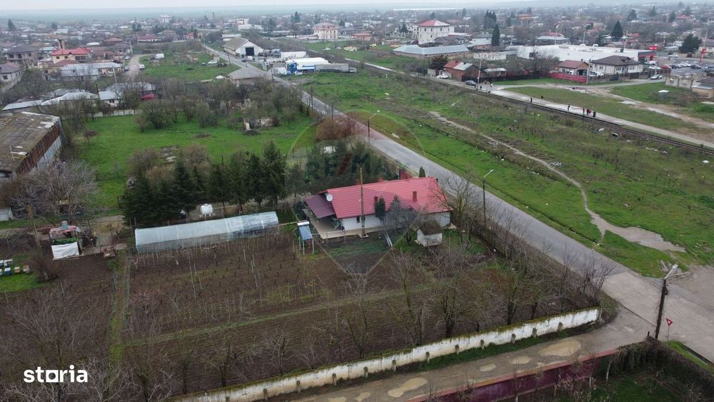 Proprietate generoasă în sat Fundeni, comuna Fundeni, județ Călărași