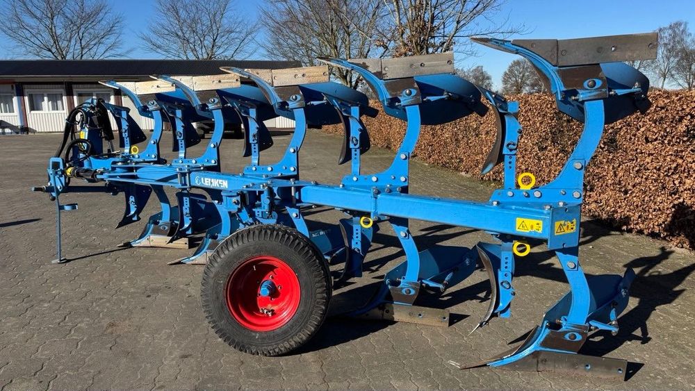 Lemken Europal 7 4+1 Case Puma, Claas Arion, John Deere