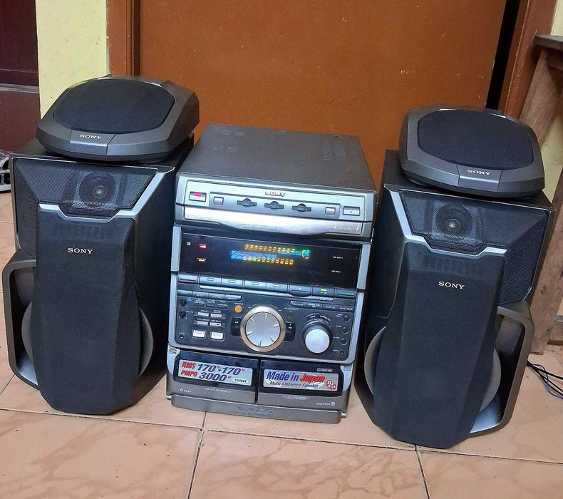 Музыкальный центр Sony