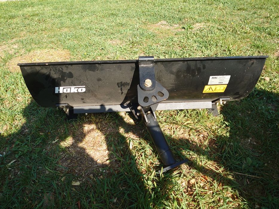 Hako Variette 350 cu motor honda +Lamă dezăpezire