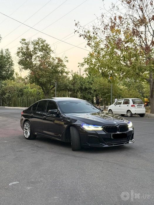 Bmw 540i йили 2017