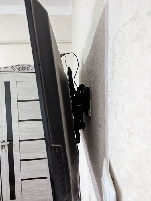 Продается телевизор