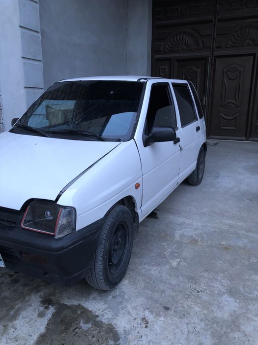 Moshina minishga yahshi motor seli qilingan moshina yahshi holatda