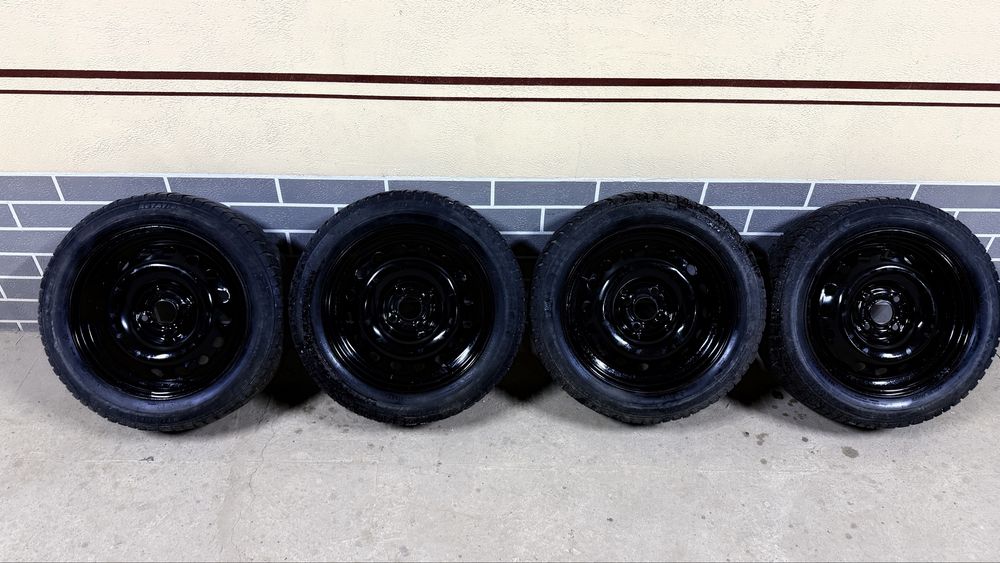 Зимний балон со штанпом 185/60 R15