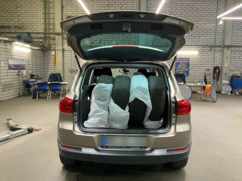 Volkswagen Tiguan 2.0 TDI Track & Style 4Motion 2011