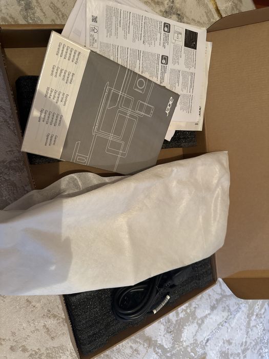 ноутбук Aser    3