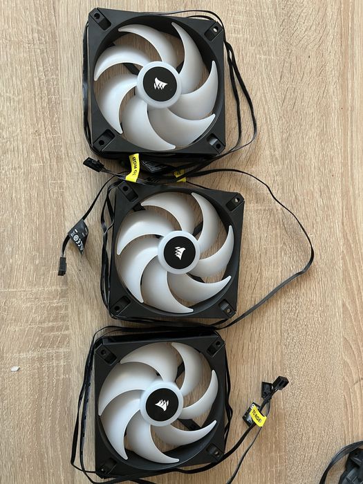 лот вентилатори /140mm,120mm /Corsair/Thermaltake