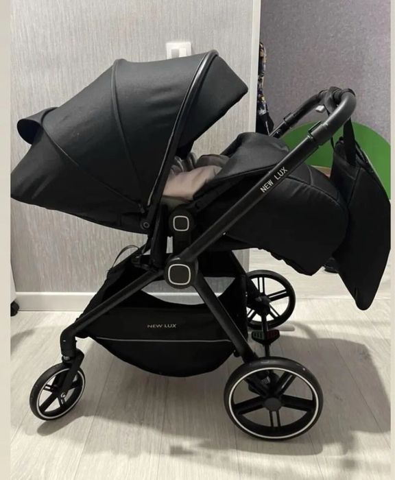 New lux Коляскасы сатылады