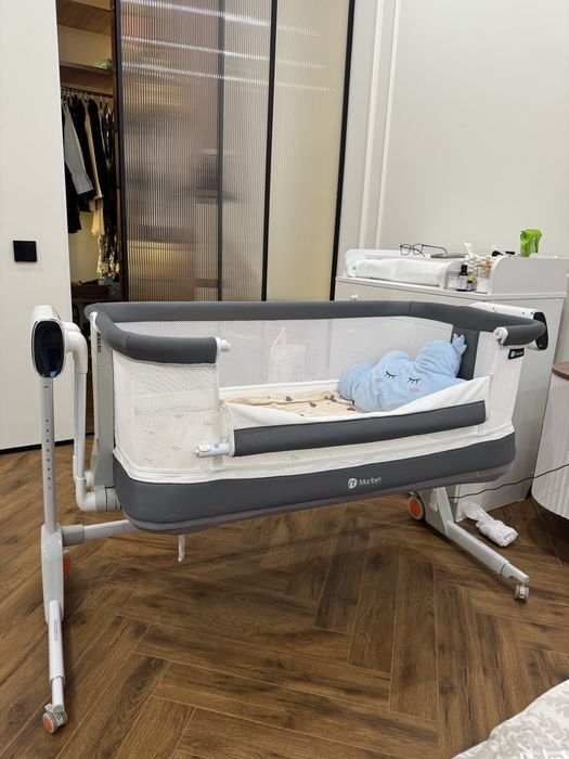 Детская колыбельная кровать