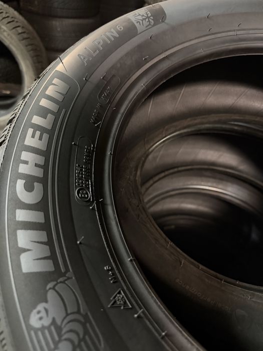 225/55/16 Michelin НОВИ 4бр дот21