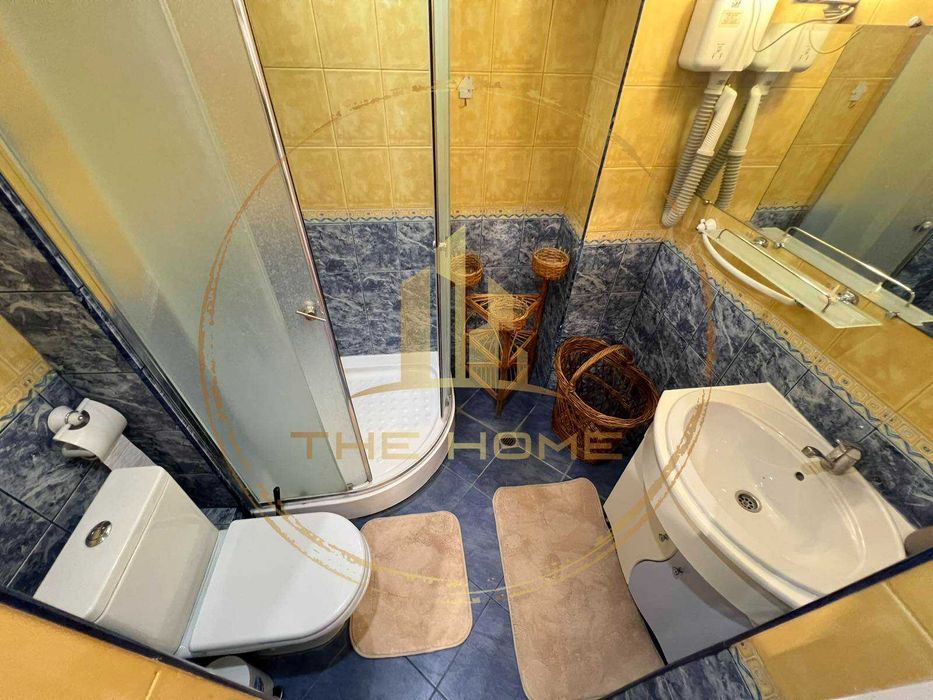 Дава се под наем Тристаен апартамент в Варна, Базар Левски - 120 кв.м за 800 € - Снимка #12