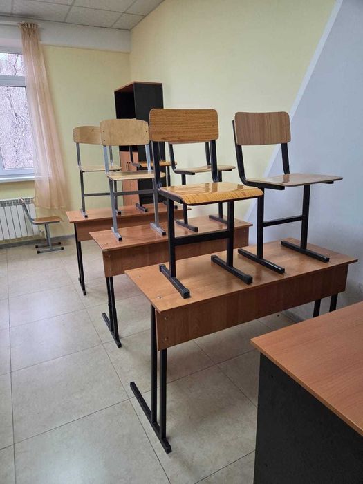 Парты для учеников