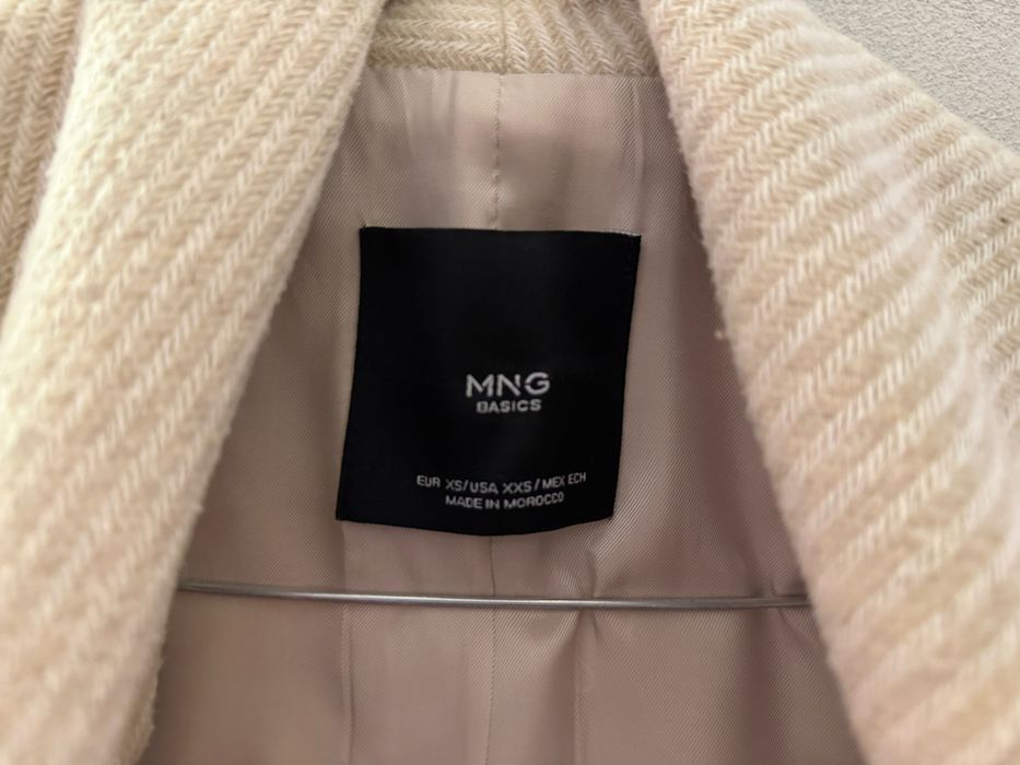 Дамско палто с вълна Mango