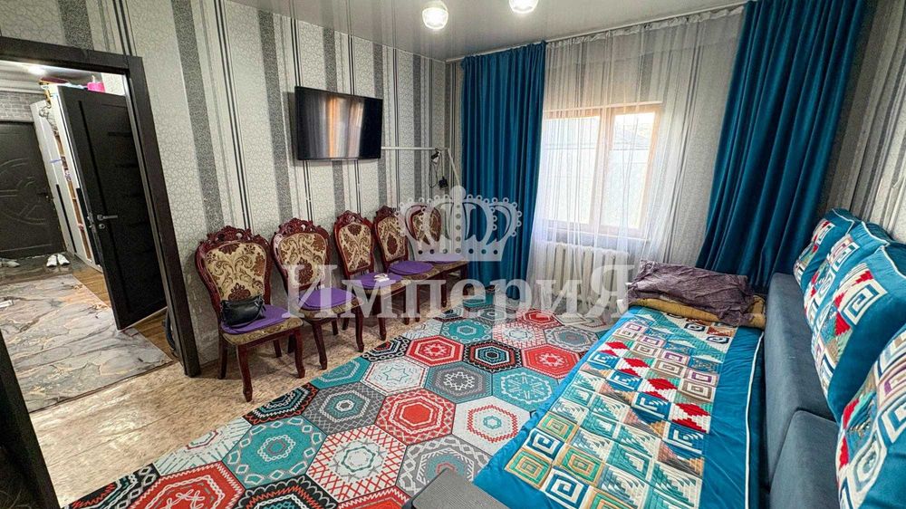 Продам  4 ком  уютный Людмила Империя