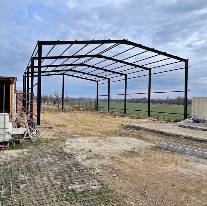 Vand strctura metalica 10x30x4 la pretul de 5700€
