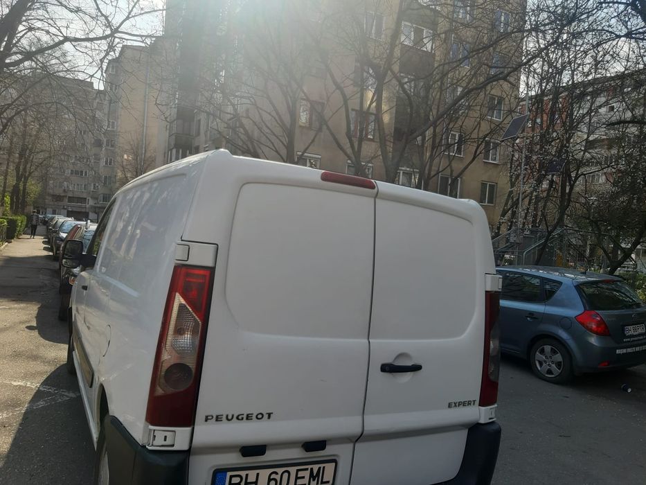 Autoutilitara de vânzare